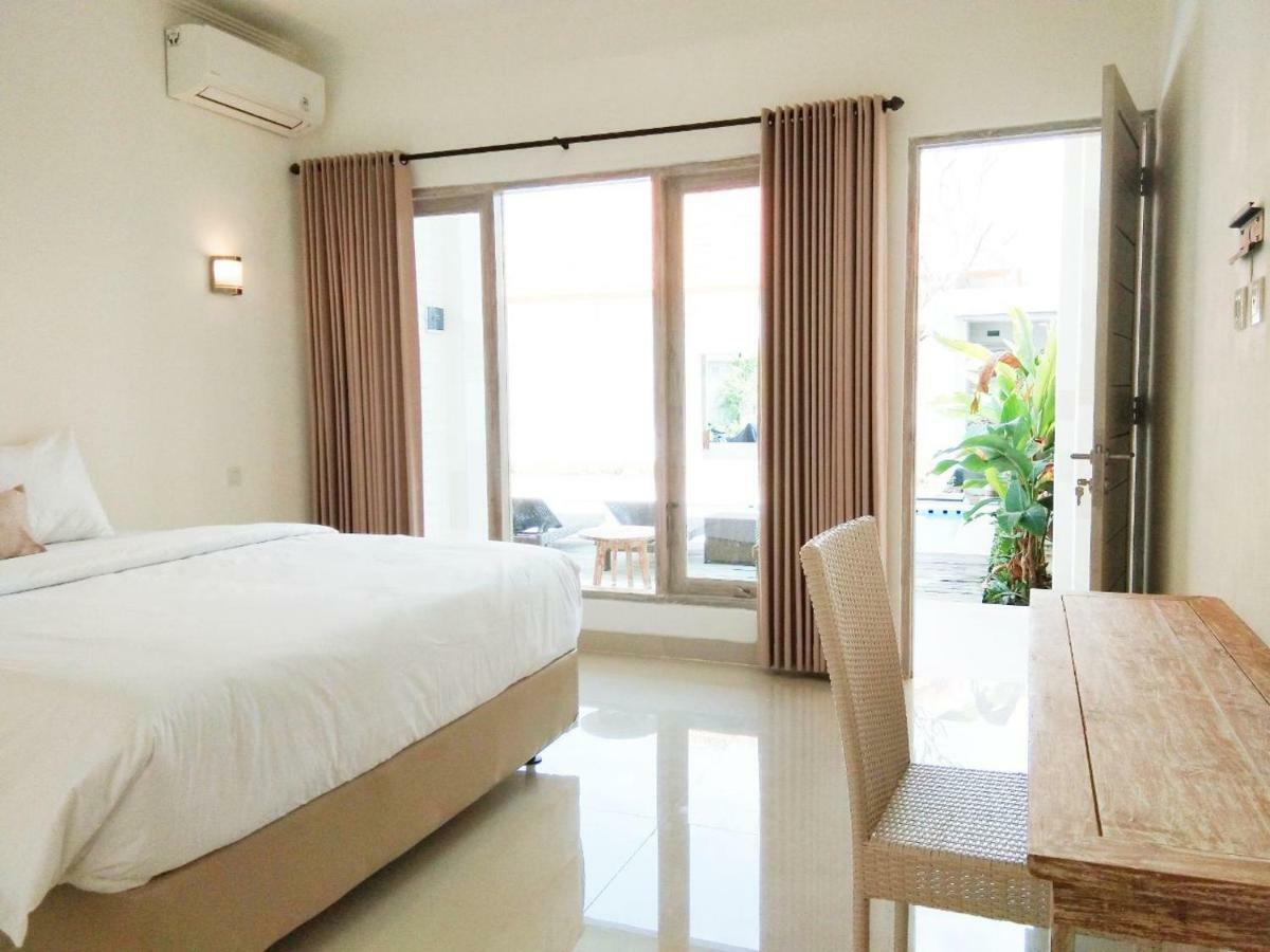 Berawa Dini Guesthouse Canggu  Exterior photo